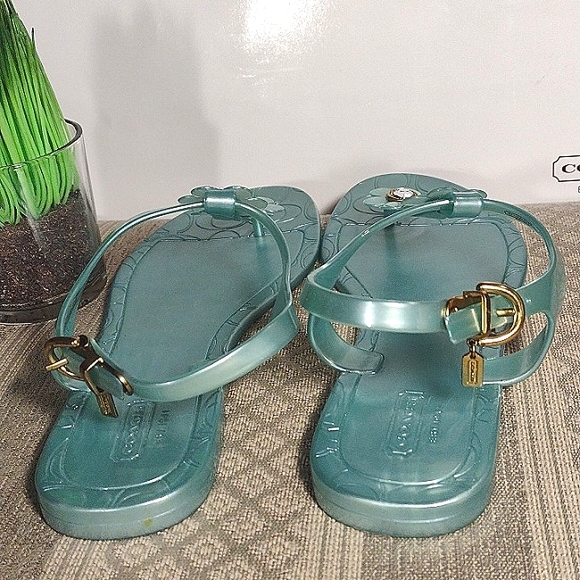 Coach Paisley Jelly Sandals with floral detail - Picture 12 of 13